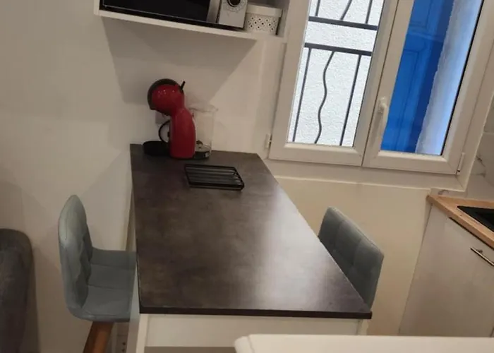 Douillet Apartamento *